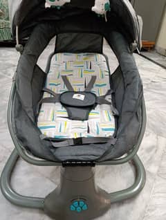 Deluxe Multi-functional Bassinet