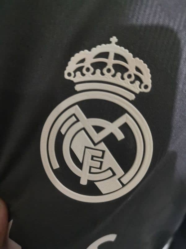 Real Madrid Third  Player Version Kit With Shorts  Size Large 1