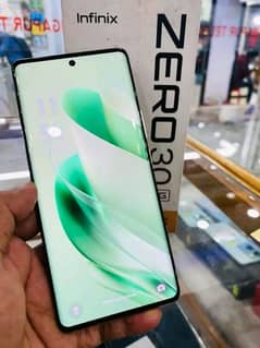 Infinix Zero 30 8/256-+92 325 3982767