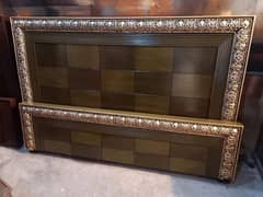 Bed dressing side tibals