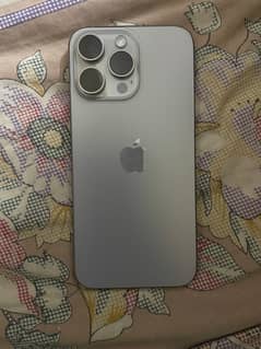 iPhone 15 pro max 92% Jv