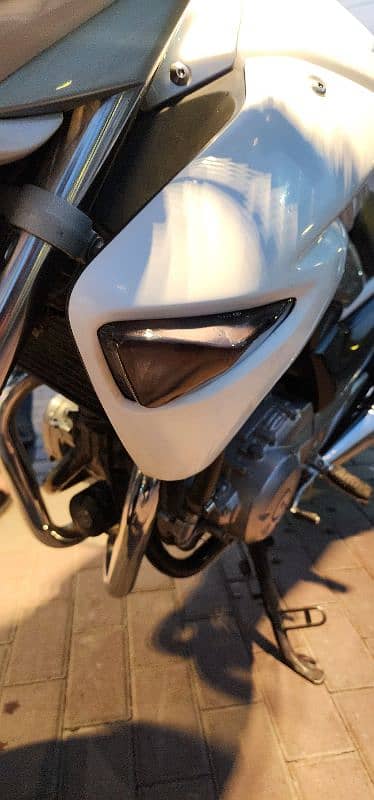 Suzuki Inazuma 250 GW 2014 16
