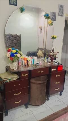Dressing Table with Side Tables