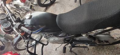 Suzuki gs 150 cc model 2014
