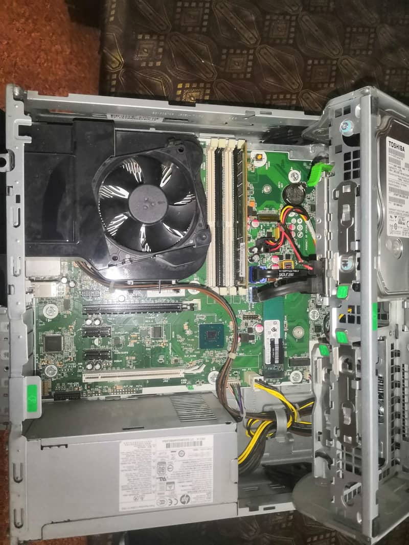 Emphasize the 9th Gen i7 processor, dual storage (SSD + HDD), and any 2