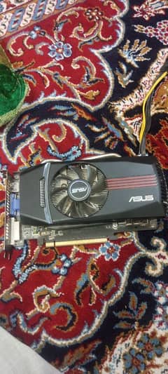 GTX 550ti 1gb DDR 5 192bit