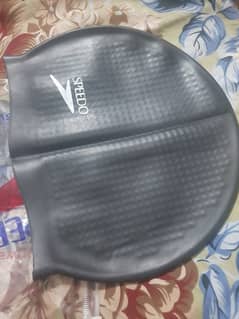 swimming cap