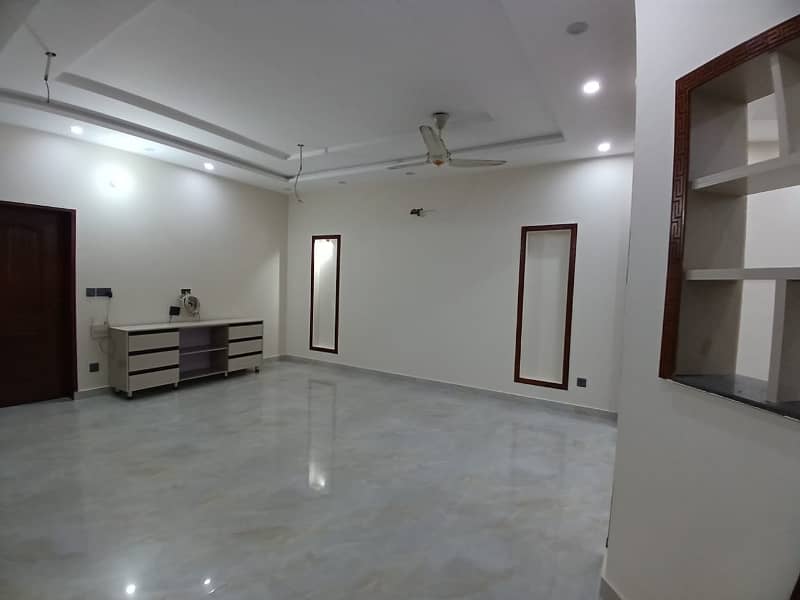 Shahmeer Real Estate 5
