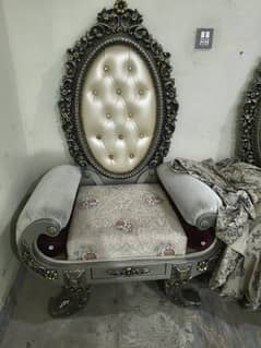 2 chair's