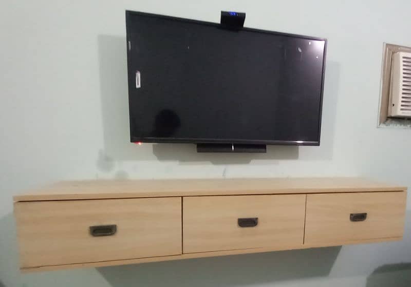 Set Of Samsung led,mounted drawer and android box 6