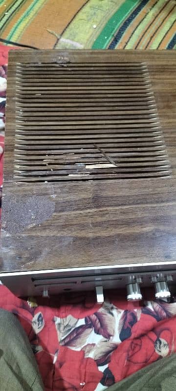 AKAi 1040 stereo amplifier 6