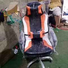 Office chair Computer Chairs/Revolving  Office sale Chairs in karachi