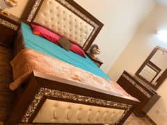 Bed dressing side tibals