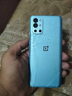 OnePlus 9r 8/128 dual sim aik sim pach hai aik nhi