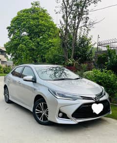 Toyota Corolla altis grande black interior