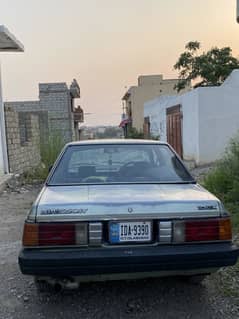 Nissan sunny 1985