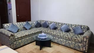 L shaped sofa set with table n accessories