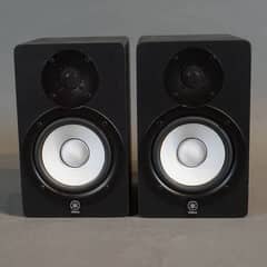 Yamaha HS5 studio monitors pair