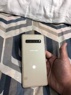 S10