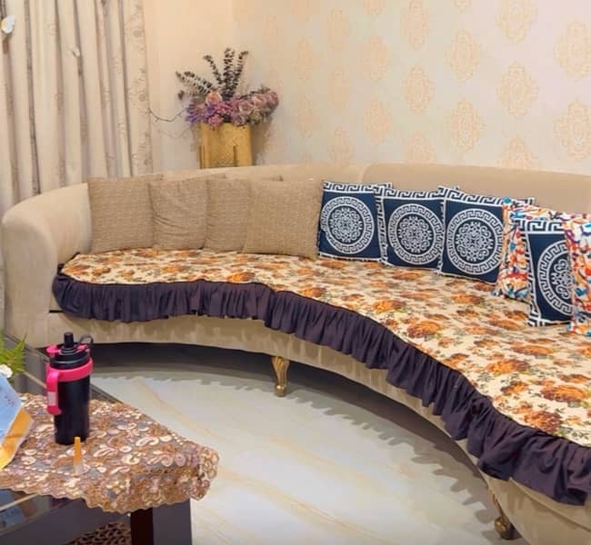 beautiful trending sofa set with centre table 5