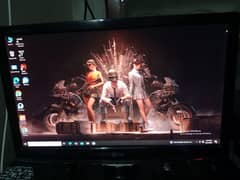 Gaming PC with full set up: PC, LCD , Spikers, Keyboard, mouse. Only