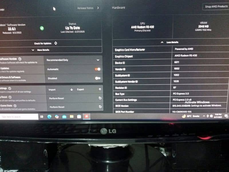 Gaming PC with full set up: PC, LCD , Spikers, Keyboard, mouse. 5