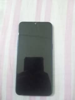 realme 3 4/64