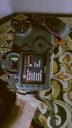 DSLR