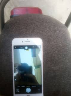 iphone 7.32 GB ha non pta back camra Lage ga 1500 tak ka ha ga