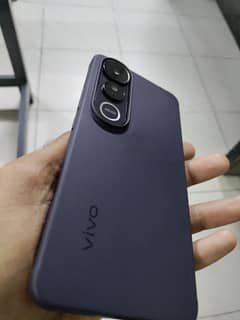 Vivo V50 lite 5G box open 12/256