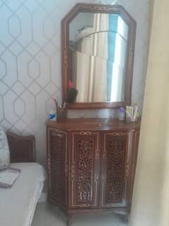 chiniioti wall hanging mirror with wardrobe for sale