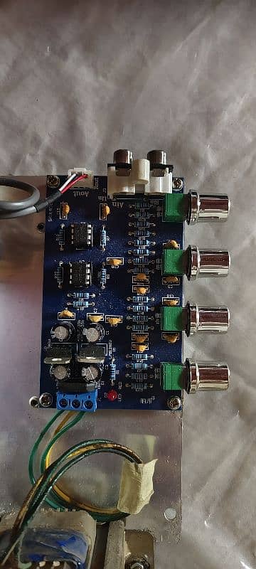 pree amplifier basetune board WhatsApp number 03086385519total working 1
