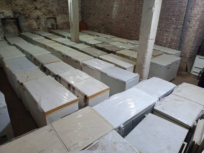 Fridges & Freezers new condition is avilable 14