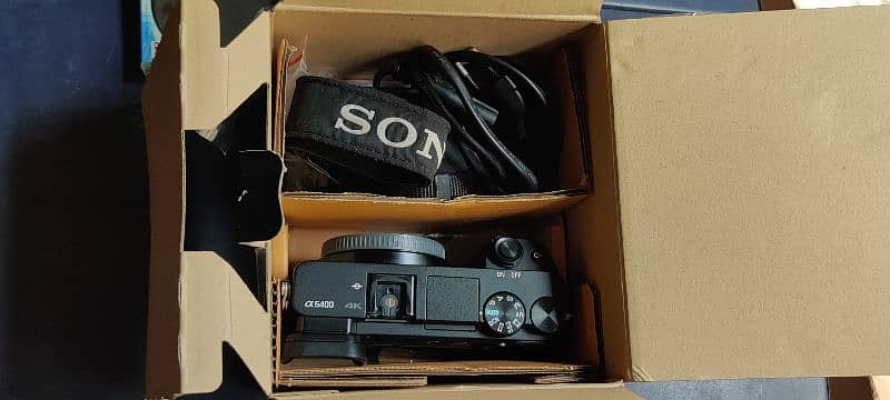 Sony Alpha A6400 – Mirrorless Camera 4K Video 4