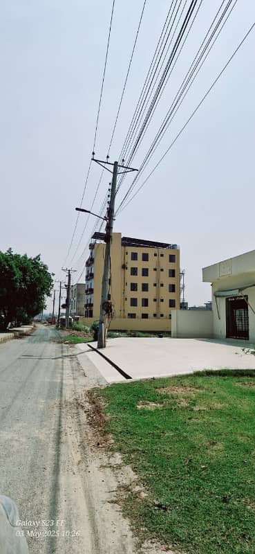Prime Location 10 Marla Residential Plot Near Park Mosque and Commercial Market for Sale in M Block LDA Avenue 1 Lahore 31