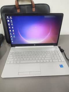 HP 11th gen i5