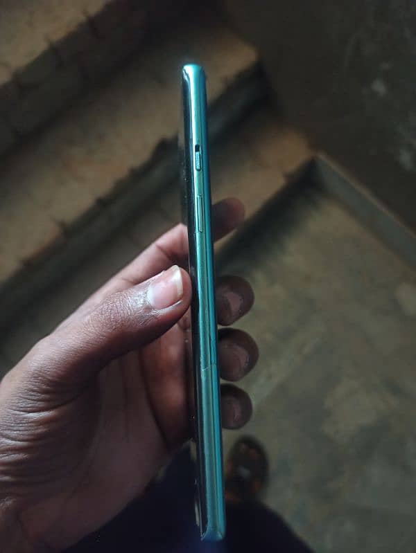 OnePlus 8 Condition 10/10 8+8 Ram or 128 memory dual sim  pta approved 4