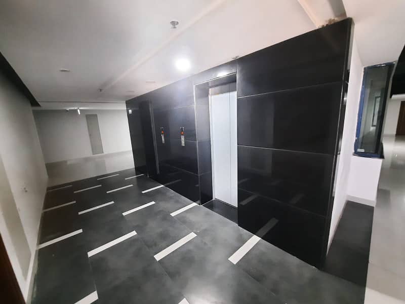 Al Haider Property Offer Commercial Office Available For Rent In Grand Square Mall Gulberg 3 6
