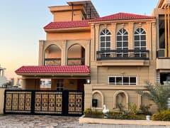 BRAND NEW 10 MARLA HOUSE WITH 15 KV SOLAR SYSTEM INSTALLED AVAILABLE FOR SALE IN BLOCK I