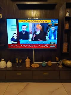 Tcl led 40 inch android YouTube Netflix playstore