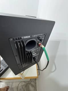 yamaha HS8 studio monitors