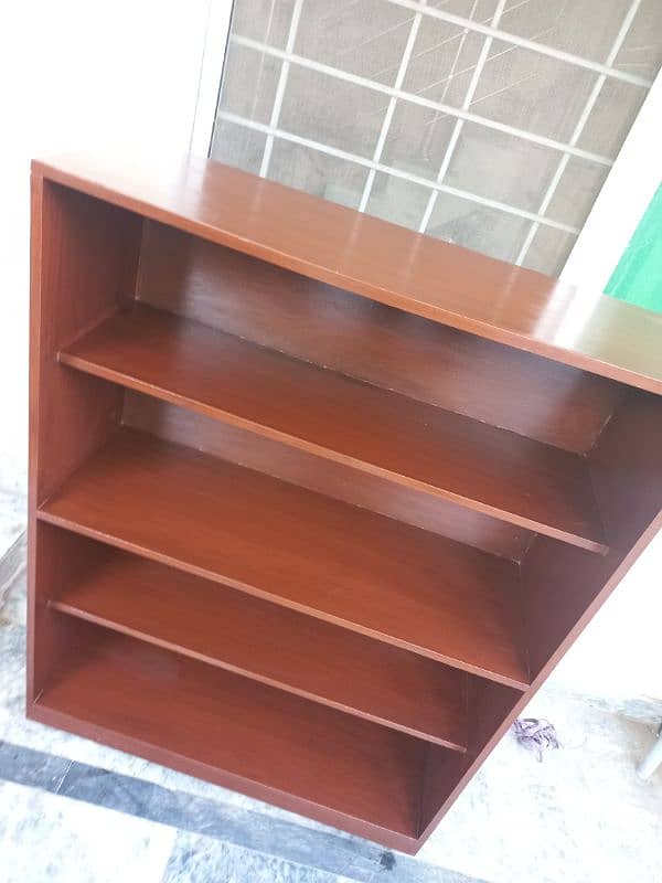 Books shelf 4