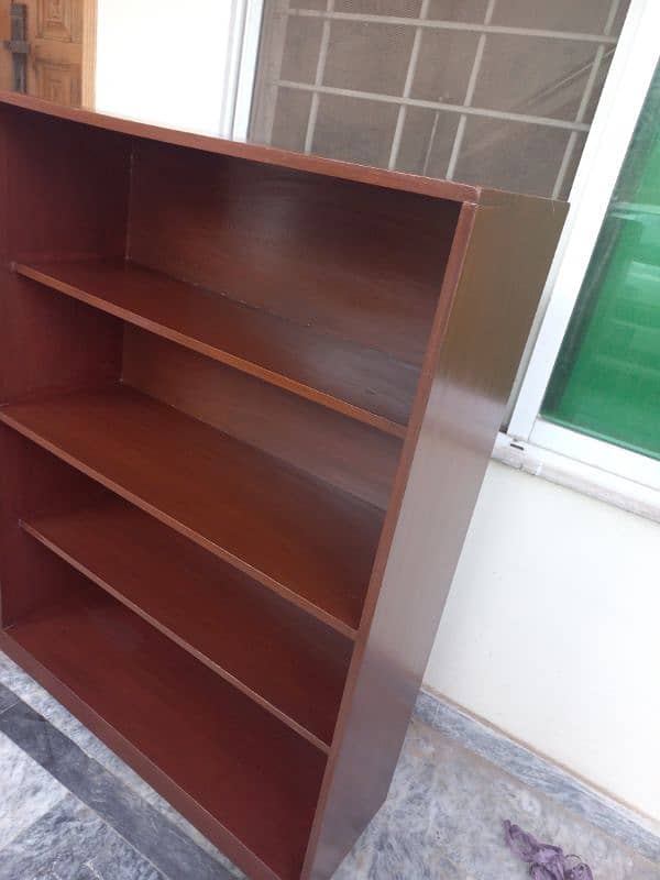 Books shelf 6