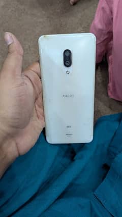 Aquos zero 2 8 256