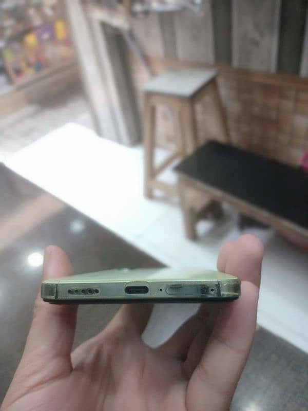 vivo y 100 for sale 256 gb 10.10 condition 2