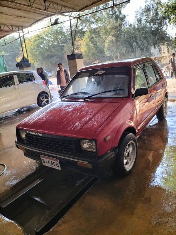 Daihatsu Charade 1984 12