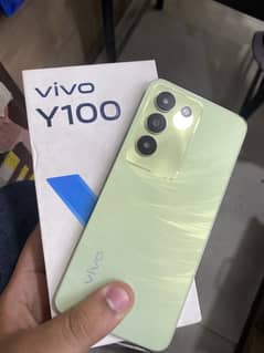 Vivo Y100