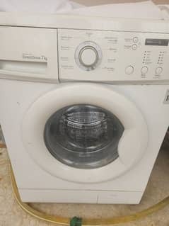LG Machine fully electronic