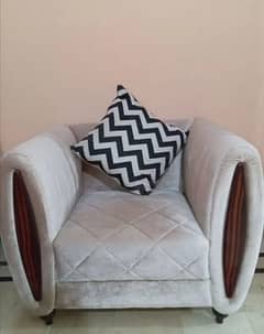 Seven seats sofa with center table