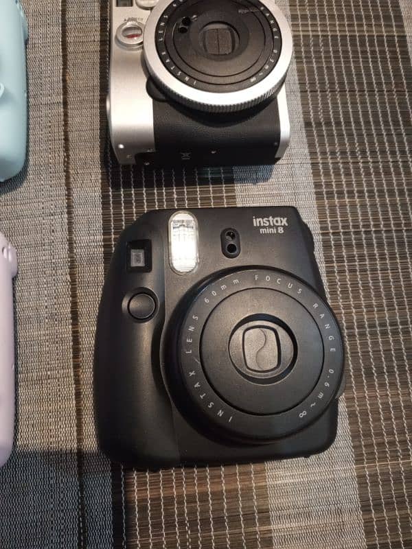 digital camera 8